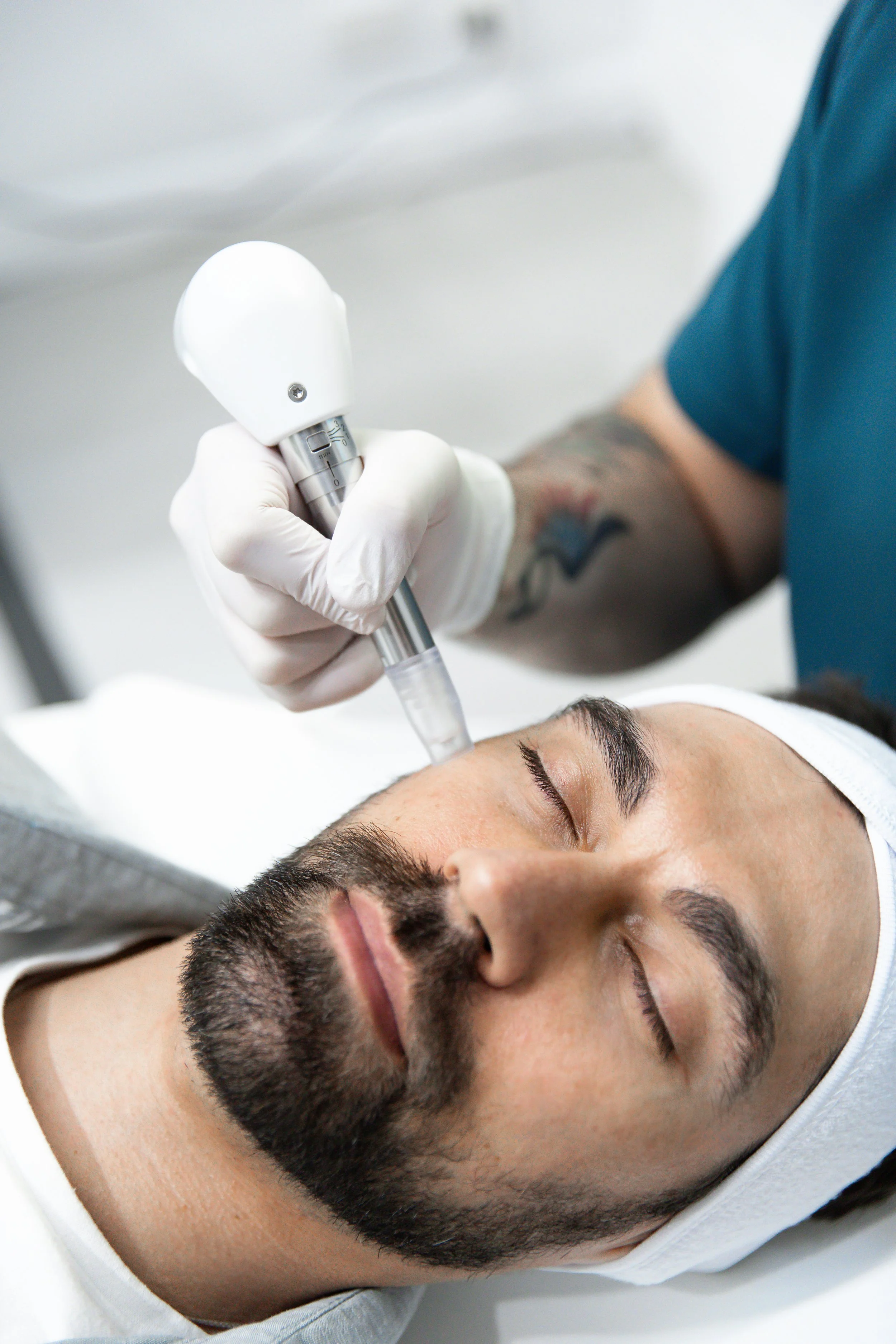 Collagen boosting skin treatment